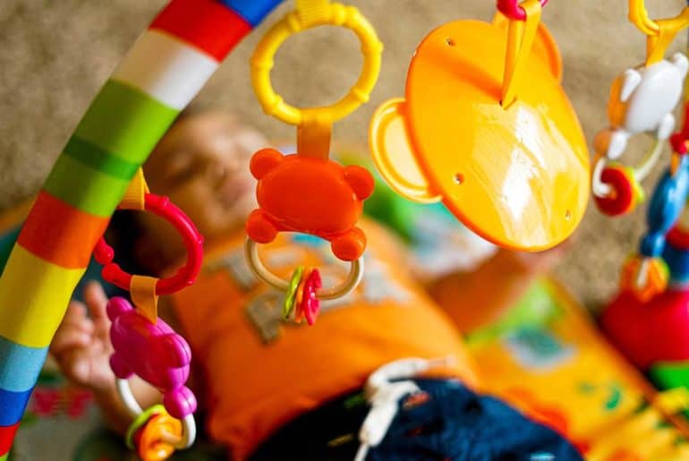 10+ Rekomendasi Mainan Gantung Bayi Terbaik (Terbaru 2025) 10 Rekomen B