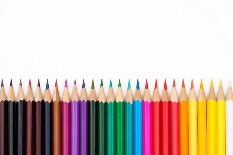 Pensil Warna Terbaik