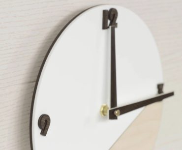 Jam Dinding Minimalis Terbaik