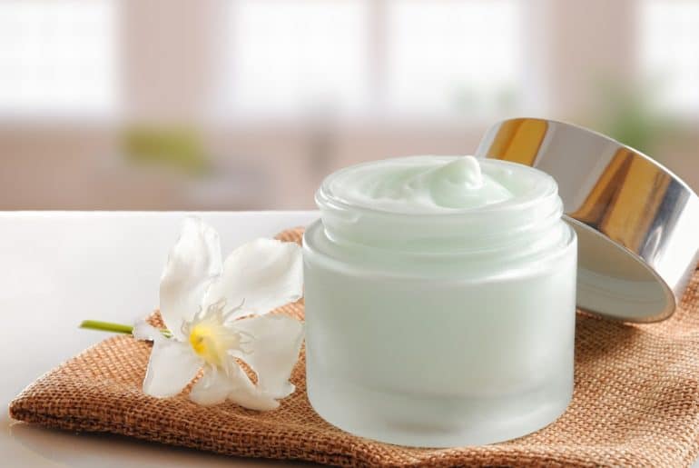 Krim Wardah Pencerah Wajah