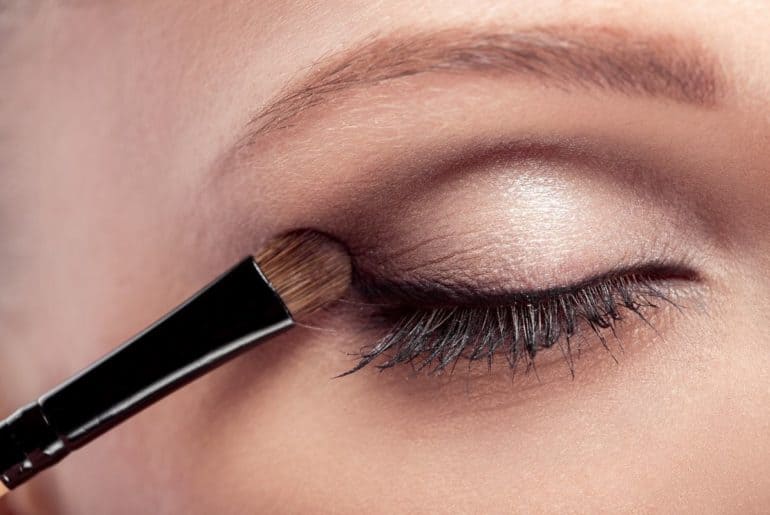 15 Rekomendasi Merk Eyeshadow Terbaik (Terbaru 2025) Merk Eyeshadow Terbaik