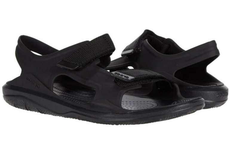 Sandal Gunung Wanita Terbaik