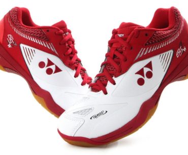 Sepatu Badminton Terbaik