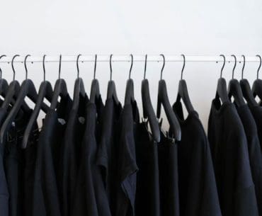 Baju Hitam Polos Pria Terbaik