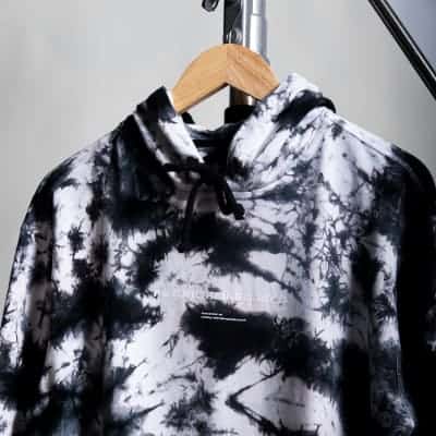 Warna Tie Dye Terbaik White and Black