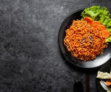 Mie Instan Pedas Terbaik