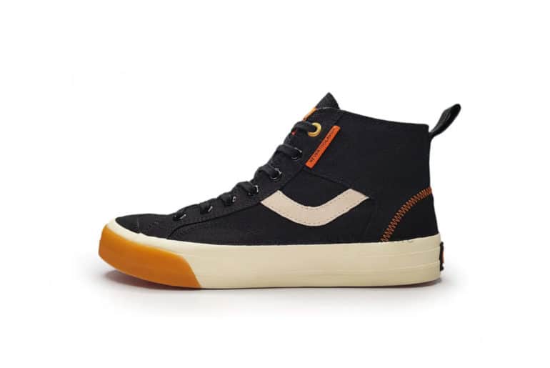 Sepatu Ventela High