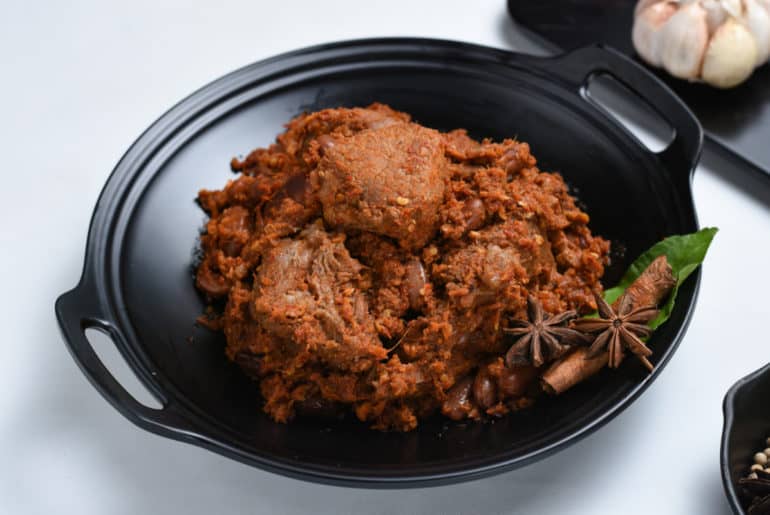 13 Rekomendasi Rendang Kemasan yang Enak (Terbaru 2025) Rendang Instan Enak