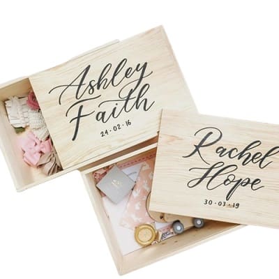 Kotak Kado Aesthetic - Lettering Keepsake Box Kayu Kado Unik Kenangan Bayi Kotak Kado Aesthetic - Lettering Keepsake Box Kayu Kado Unik Kenangan Bayi