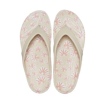 Sandal Crocs Wanita Original Terbaik - Crocs Kadee II Graphic Women's Flip - Winter White-Multi