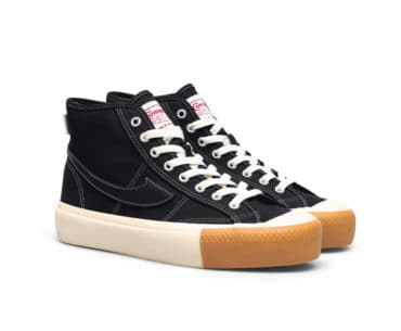 Sepatu Compass