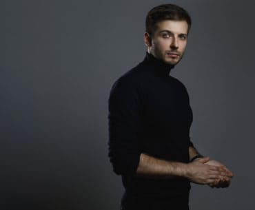 Turtleneck Pria