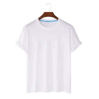 Outfit Kaos Polos Putih Pria Keren - KOZE – Premium Comfort White T-Shirt Merk Kaos Polos Putih Pria Keren - KOZE – Premium Comfort White T-Shirt