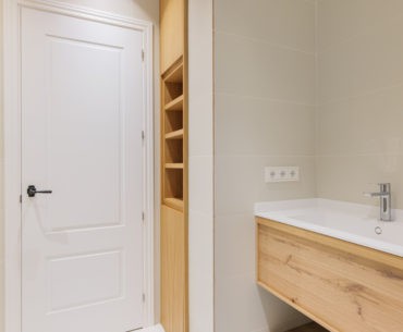 Model Pintu Kamar Mandi