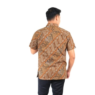 Kemeja Batik Pria Lengan Pendek Ekslusif & Modern - Batik Keris Hem Lengan Pendek Lereng Tambal Keris Model Kemeja Batik Lengan Pendek Mewah & Elegan - Batik Keris Hem Lengan Pendek Lereng Tambal Keris