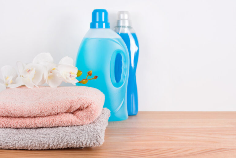 11 Rekomendasi Parfum Laundry yang Wangi (Terbaru 2025) Parfum Pakaian Laundry