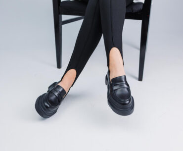 Sepatu Loafers Wanita